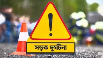 সড়ক দুর্ঘটনায় আহত ব্যাংক কর্মকর্তার মৃত্যু