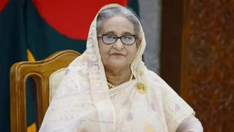 শেখ হাসিনাসহ ৯৭ জনের পাসপোর্ট বাতিল