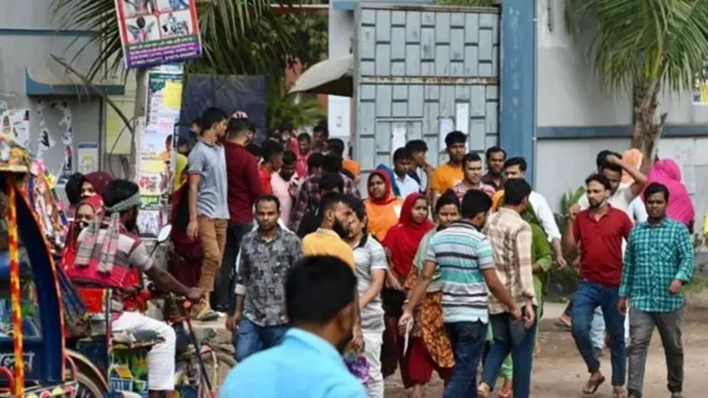 গার্মেন্ট সেক্টরে ফের বড় ধরনের অস্থিরতা সৃষ্টির পাঁয়তারা