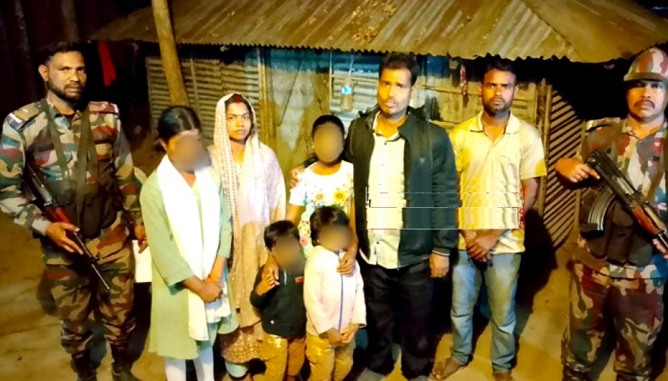 সিলেট সীমান্তে নারী-শিশুসহ আটক ৭