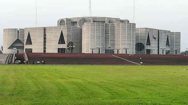 সংসদে আসন ৬০০ করার সুপারিশ