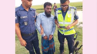 সিলেটে এখনও গ্রেফতার হয়নি হাতকড়াসহ ছিনিয়ে নেয়া আ.লীগ নেতা
