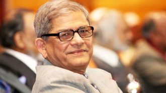 সস্ত্রীক সিঙ্গাপুর গেলেন মির্জা ফখরুল