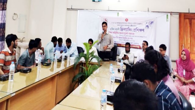 গোলাপগঞ্জে যুব উন্নয়নের উদ্যোগে ফ্রিল্যান্সিং প্রশিক্ষনের সনদ বিতরণ