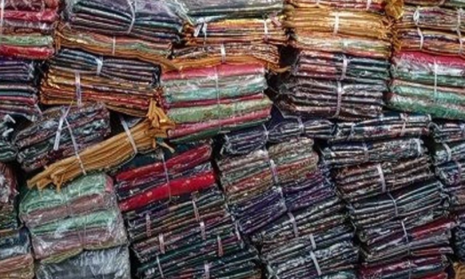 সুনামগঞ্জে ব্রিজের উপর মিললো কোটি টাকার শাড়ি