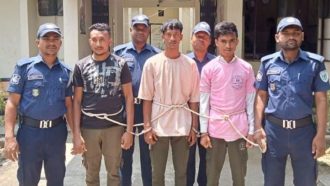 তাহিরপুরে মাদ্রাসা ছাত্রীকে উত্যক্ত করায় ৩ বখাটে গ্রেফতার