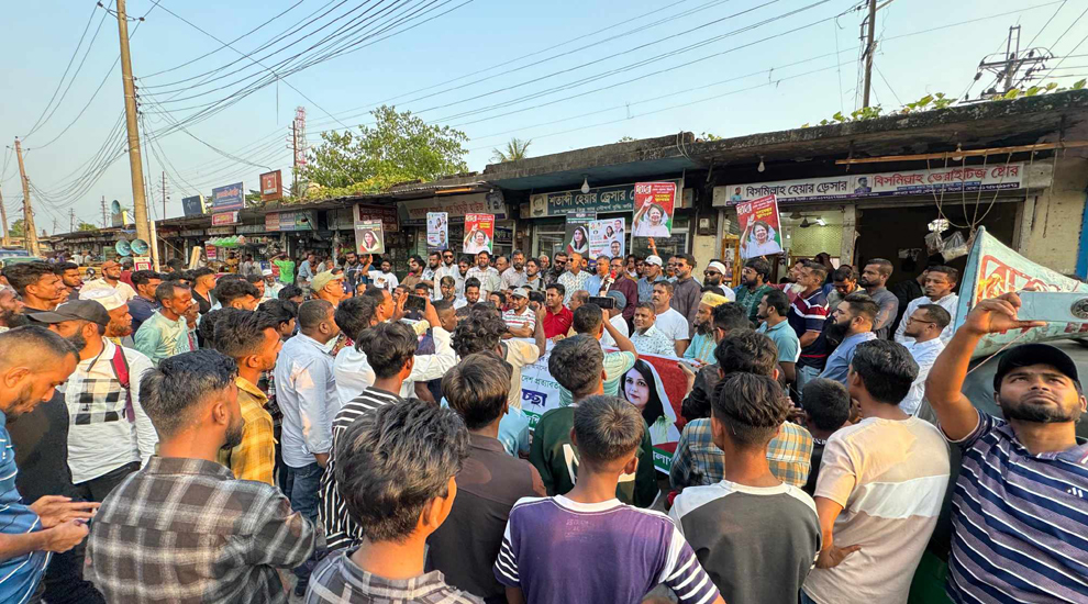 খালেদা জিয়া-জুবাইদা রহমানকে স্বাগত জানিয়ে ফেঞ্চুগঞ্জে মিছিল
