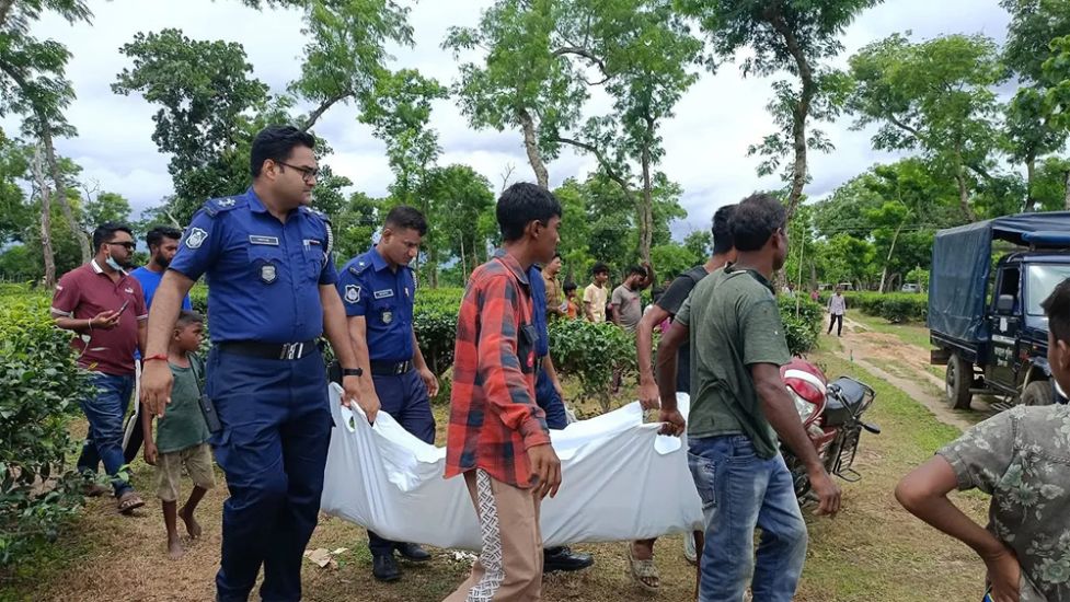 সন্ধ্যায় নিখোঁজ, সকালে গাছের সাথে বাঁধা মিললো কলেজছাত্র হৃদয়ের লাশ