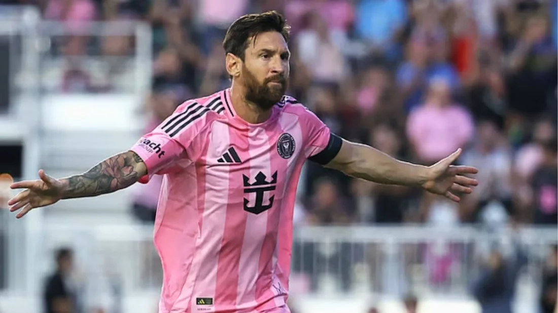 টানা ৫ ম্যাচে জোড়া গোল করলেন মেসি