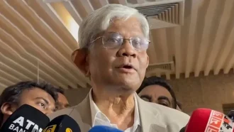 বাংলাদেশে ব্যাংকিং খাতে যেভাবে লুটপাট হয়েছে, তা আর কোনো দেশে হয়নি: অর্থ উপদেষ্টা