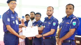 সিলেটে জুলাইয়ের শ্রেষ্ট ওসি বিয়ানীবাজারের আশরাফ উজ্জামান