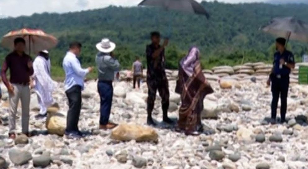সাদাপাথর পরিদর্শনে মন্ত্রিপরিষদের তদন্ত কমিটি