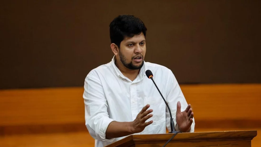 সংঘাতের জন্য সবাই মুখিয়ে আছে: তথ্য উপদেষ্টা