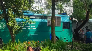 শীতাতপ নিয়ন্ত্রিত প্রিজনভ্যানে ট্রাইব্যুনাল ছাড়লেন ১৫ সেনা কর্মকর্তা