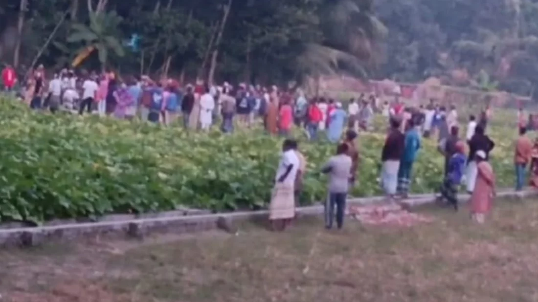 দুই গ্রামে রক্তক্ষয়ী সংঘর্ষ, আহত ৪০