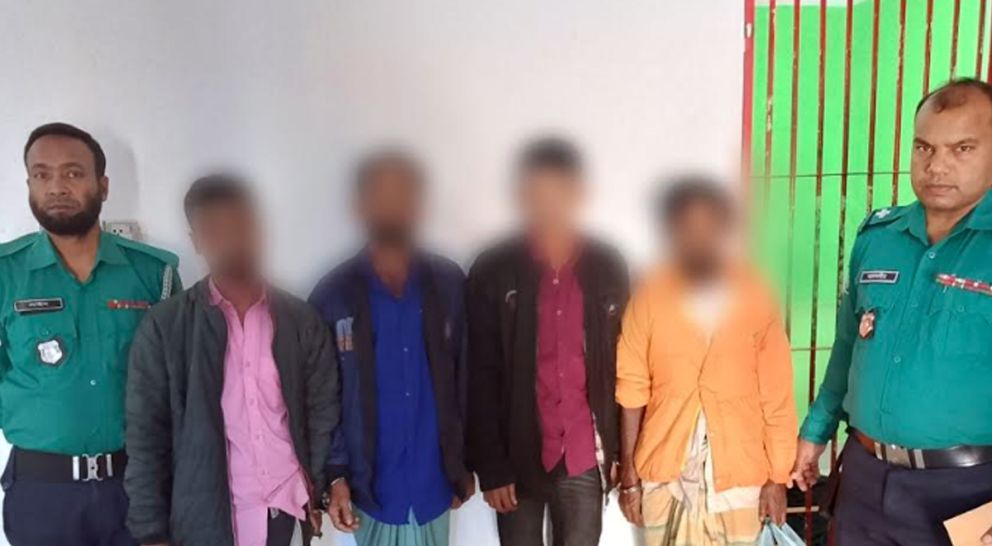 সিলেটের পাঠানপাড়া থেকে আটক ৪