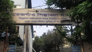 তেজগাঁওয়ে পৃথক সড়ক দুর্ঘটনায় বাবা-মেয়েসহ তিনজন নিহত