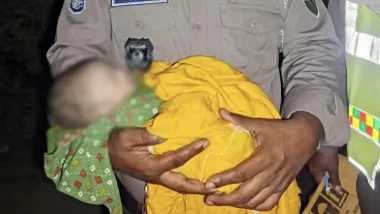 মহাসড়কের পাশে থেকে কার্টনবন্দী নবজাতকের মরদেহ উদ্ধার