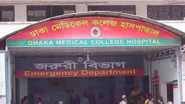 পল্লবীতে মুদি দোকানিকে গুলি, খিলক্ষেতে নির্মাণশ্রমিককে ছুরিকাঘাত
