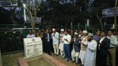 আবু সাঈদের কবর জিয়ারত করলেন তারেক রহমান, খোঁজ নিলেন পরিবারের