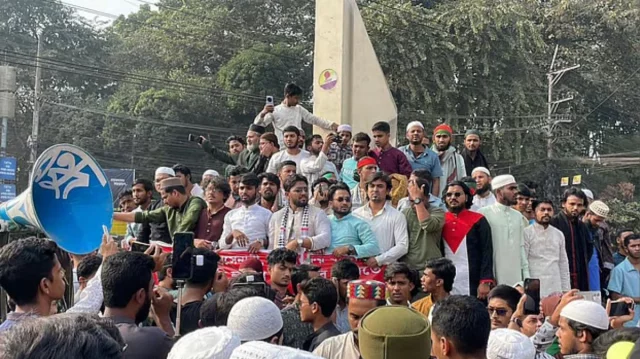 যদি টালবাহানা করতেই থাকেন, তাহলে চট্টগ্রামকে বাংলাদেশ থেকে বিচ্ছিন্ন করে দেব: রাফসান রাকিব