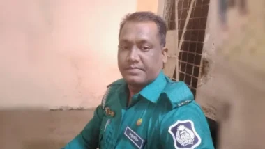 যাত্রাবাড়ী পুলিশ ফাঁড়ির টয়লেটে ঝুলছিল কনস্টেবলের মরদেহ