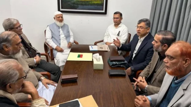 তারেক রহমানের সঙ্গে বৈঠকের পর জাতীয় ঐক্যের ইঙ্গিত দিলেন জামায়াত আমির