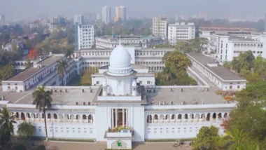 মানবতাবিরোধী অপরাধে মৃত্যুদণ্ডপ্রাপ্ত খান আকরামকে খালাস দিলেন আপিল বিভাগ