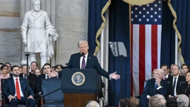 ‘যুক্তরাষ্ট্রে নতুন স্বর্ণযুগ শুরু’, স্টেট অব দ্য ইউনিয়নের ভাষণে ট্রাম্প