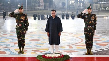 একুশের প্রথম প্রহরে শহিদ মিনারে প্রধানমন্ত্রী তারেক রহমানের শ্রদ্ধা নিবেদন