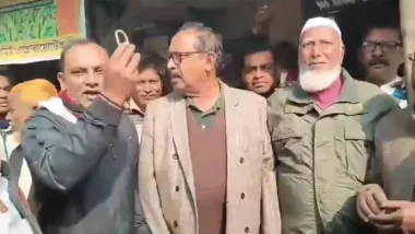 ভোটের পর কার্যক্রম নিষিদ্ধ আ’লীগ অফিসের তালা খুলে দিলেন বিএনপি নেতা