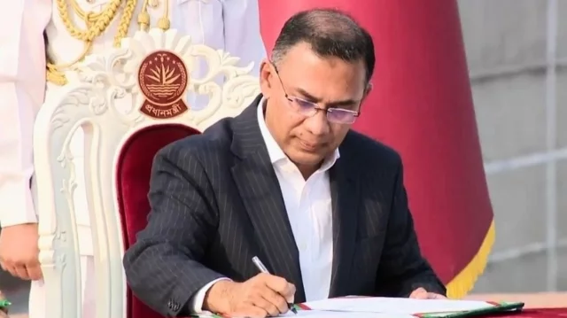 তারেক রহমানকে প্রধানমন্ত্রী নিয়োগ দিয়ে গেজেট প্রকাশ