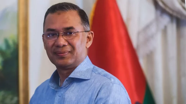 দৈনিক দিনকাল পত্রিকার ভারপ্রাপ্ত সম্পাদক ও প্রকাশকের পদ ছাড়লেন তারেক রহমান