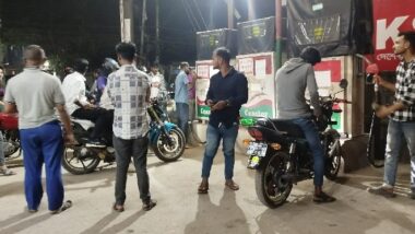 মধ্যপ্রাচ্যে যুদ্ধ: সিলেটের পেট্রোল পাম্পগুলোতে ভিড়, তেল কেনার হিড়িক