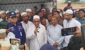 সালেহের পরিবারের জীবিকার ব্যবস্থা করবে সরকার: প্রবাসী কল্যাণ মন্ত্রী