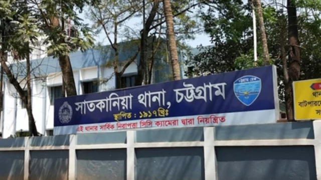 চট্টগ্রামে মুখোশধারী দুর্বৃত্তের হামলায় যুবক নিহত
