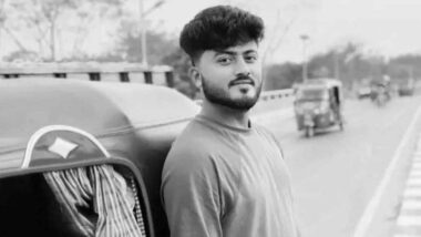 মোবাইল ফোন ভিডিও রেকর্ডিংয়ে রেখে ফাঁস দিলেন যুবক