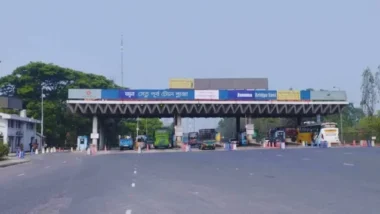 যমুনা সেতুতে একদিনে ১০ হাজার অতিরিক্ত যানবাহন পারাপার হয়েছে