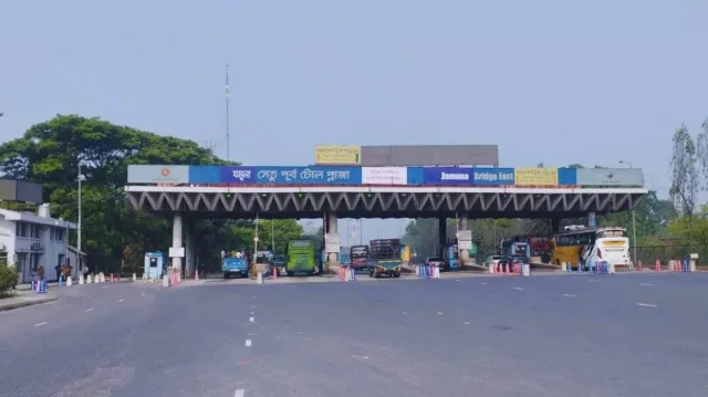 যমুনা সেতুতে একদিনে ১০ হাজার অতিরিক্ত যানবাহন পারাপার হয়েছে