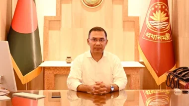 জ্যেষ্ঠ তিন সাংবাদিককে ফোন করে ঈদের শুভেচ্ছা জানালেন প্রধানমন্ত্রী