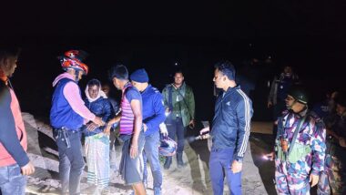 প্রতিবেশ সংকটাপন্ন এলাকায় বালু উত্তোলন, গভীর রাতে অভিযানে আটক ১১