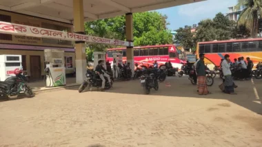 জ্বালানি সংকটে গাইবান্ধায় সব পাম্প বন্ধ