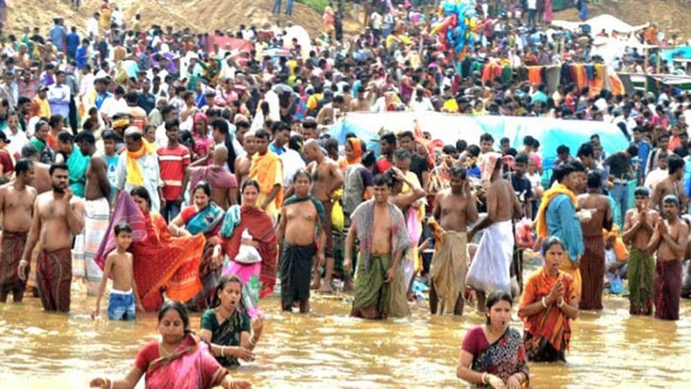 জাদুকাটার পণতীর্থে স্নানযাত্রা শেষে বাড়ি ফেরা হলো না পুণ্যার্থীর