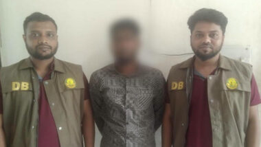 সিলেটের হনুফা ভিলার সামনা থেকে আটক রনি