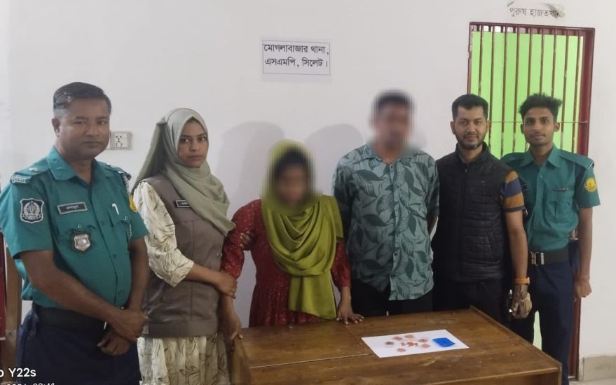 ইয়াবা কারবারি সীমা ও কামাল পাকড়াও