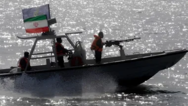 দুর্ধর্ষ অভিযানে ভারতগামী জাহাজ জব্দ করল ইরান, আইআরজিসির ভিডিও প্রকাশ