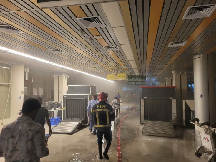 ওসমানী বিমানবন্দরের ইমিগ্রেশন সার্ভার রুমে আগুন