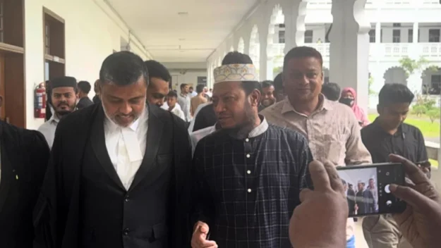 আগাম জামিন পেলেন জামায়াত এমপি আমির হামজা