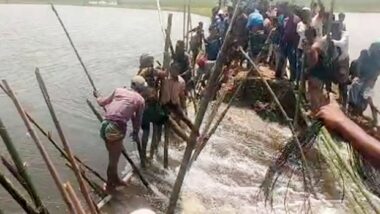 দেখার হাওরের বাঁধে ভাঙন, কৃষকের প্রচেষ্টায় ফসল রক্ষা