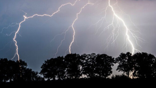 সুনামগঞ্জে বজ্রপাতে ৫ জনের মৃত্যু